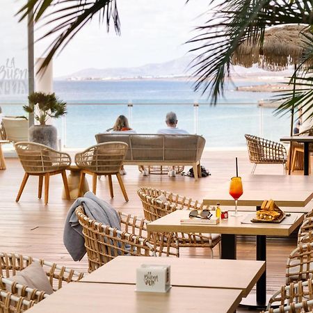 Arrecife Gran Hotel & Spa Ngoại thất bức ảnh The beach bar at the hotel